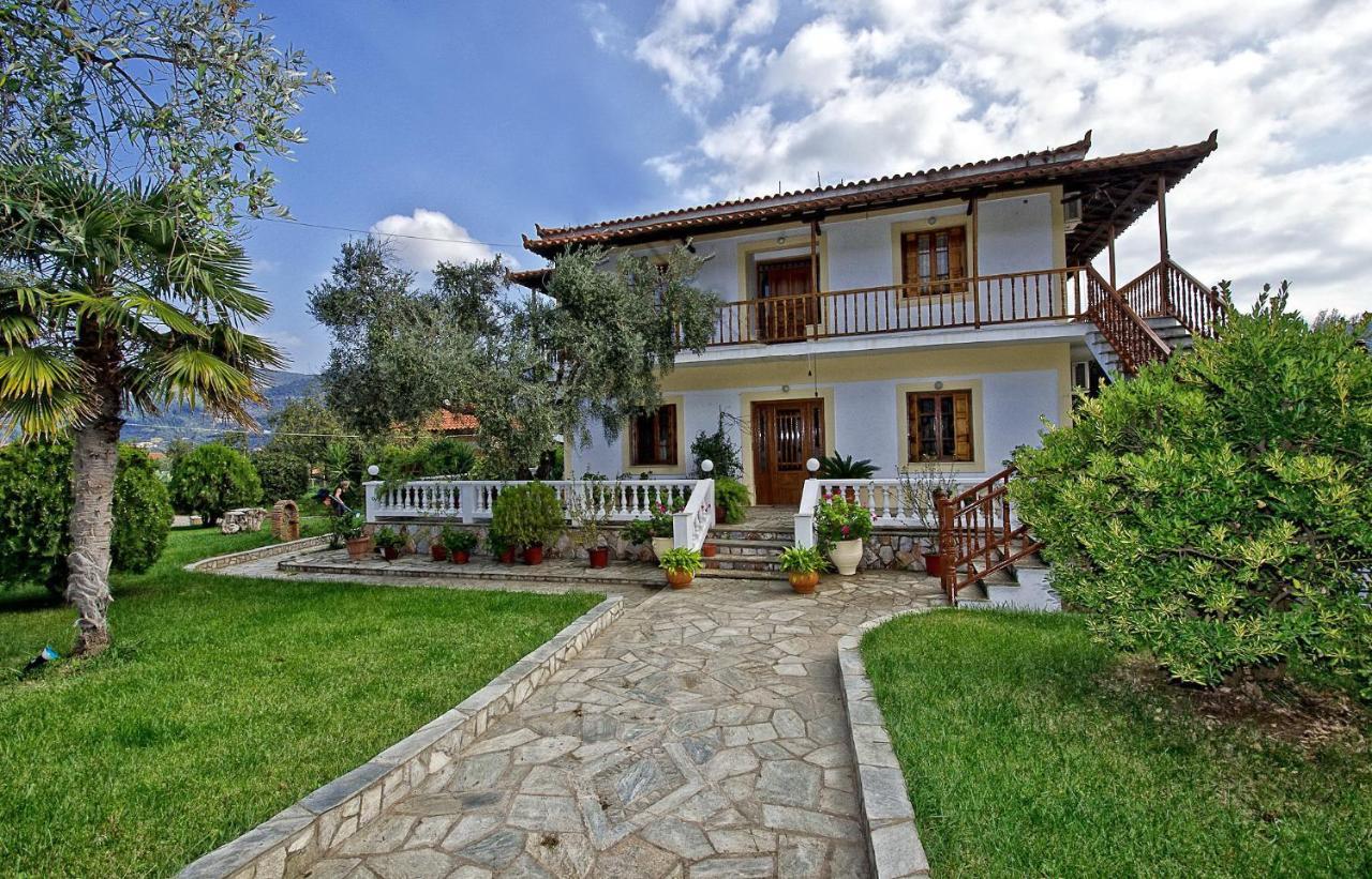 Panagou Studios Skopelos Town Exterior photo