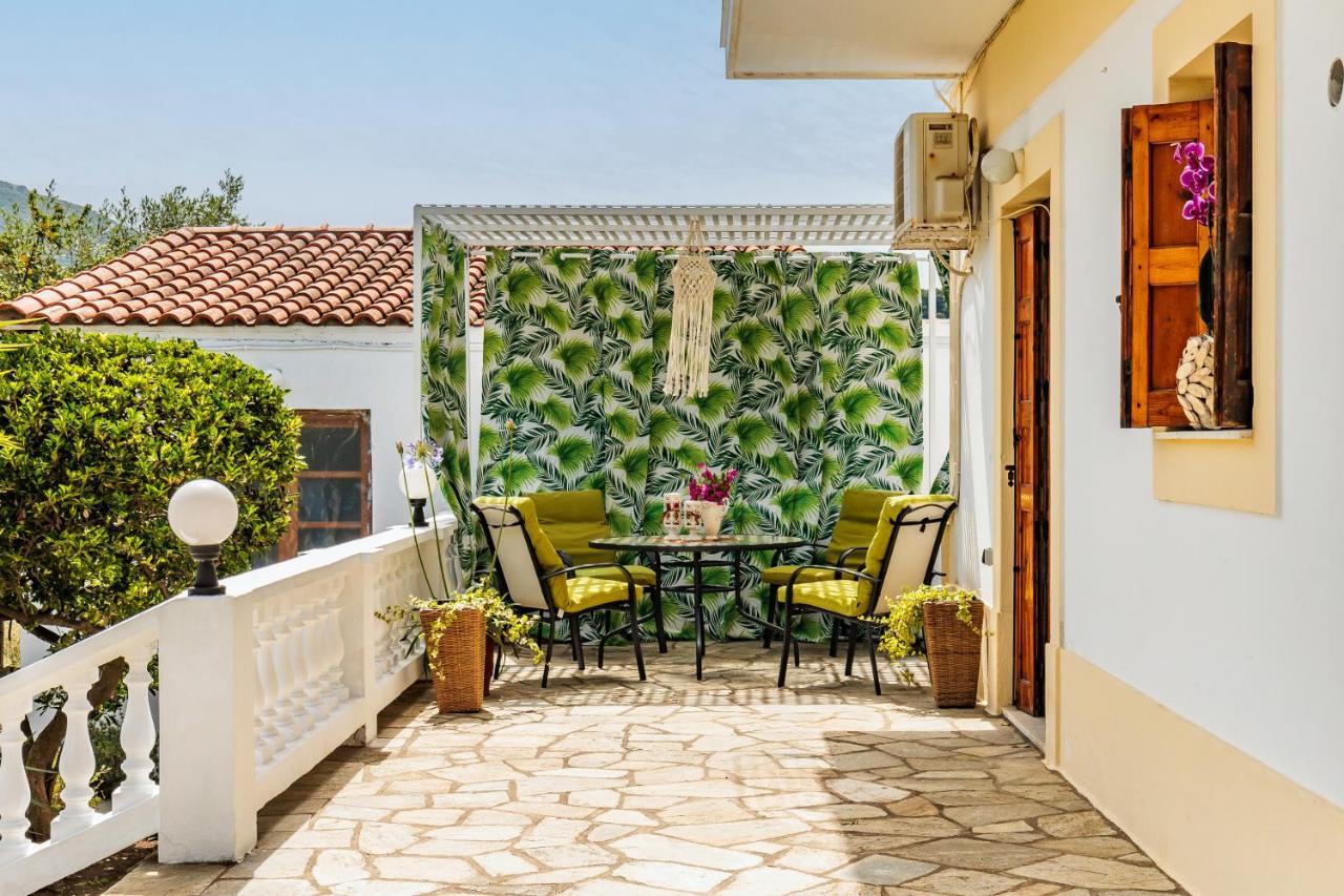 Panagou Studios Skopelos Town Exterior photo